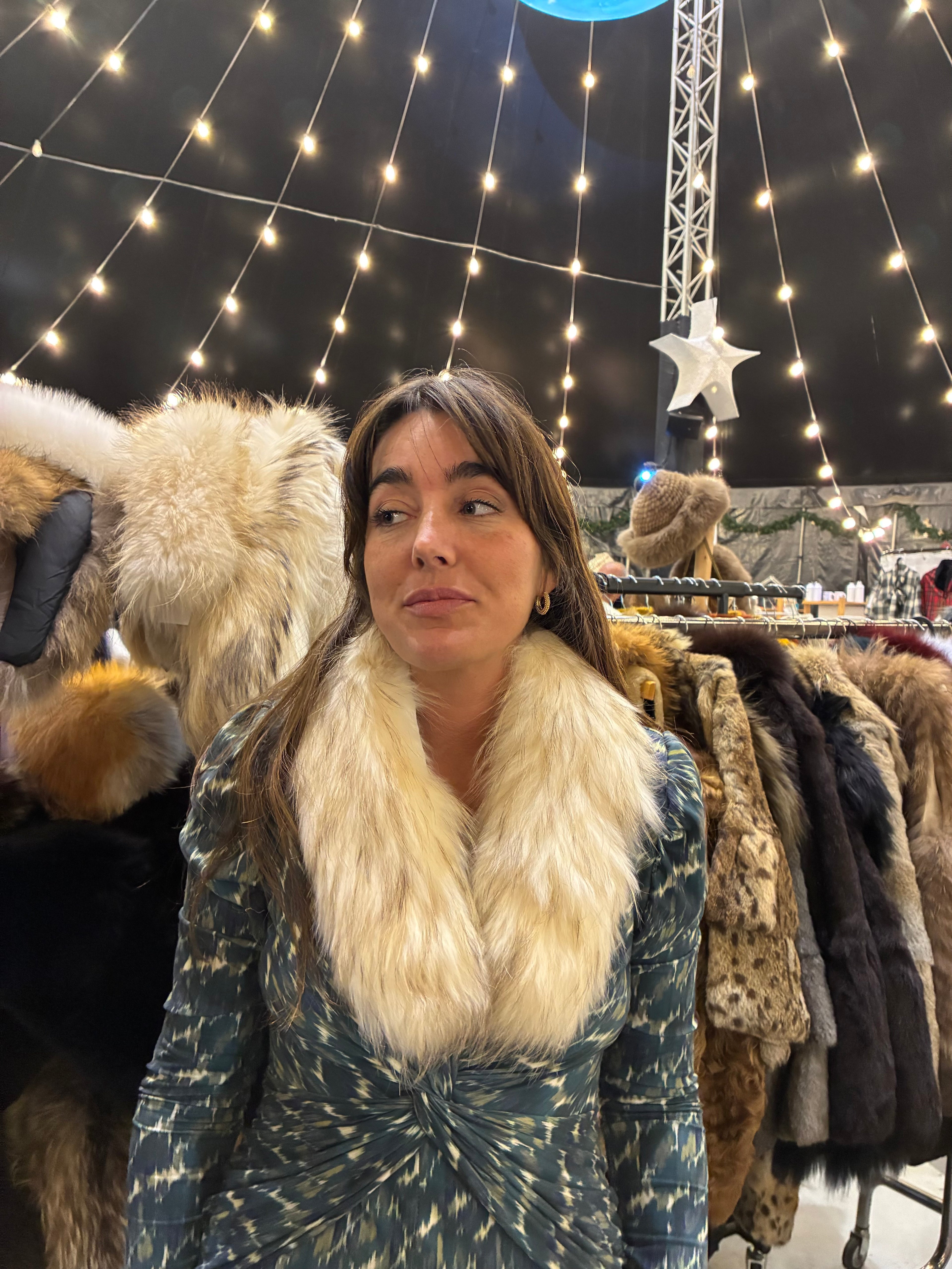 Cuello zorro blanco 1