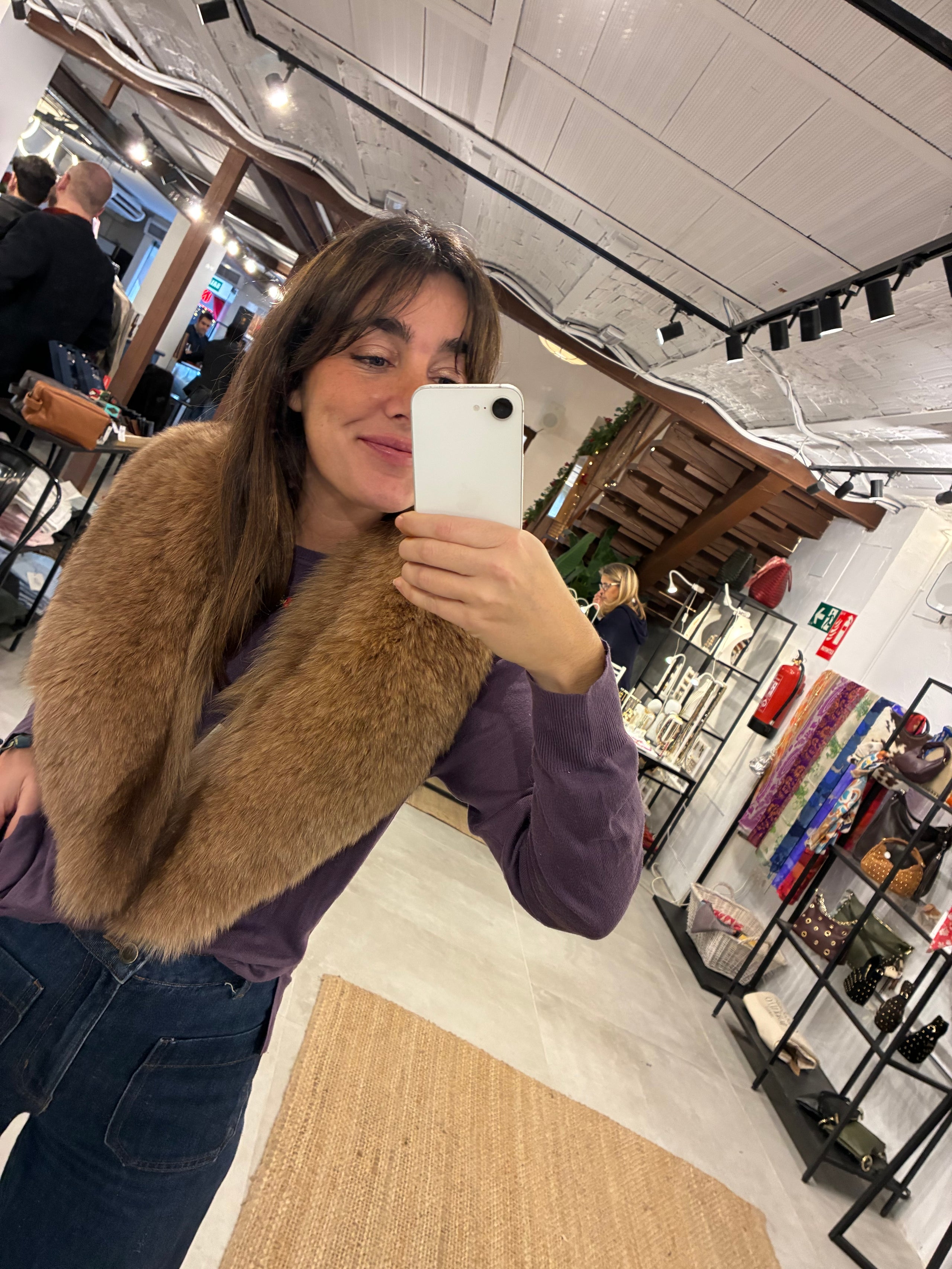 Cuello zorro salvaje 11