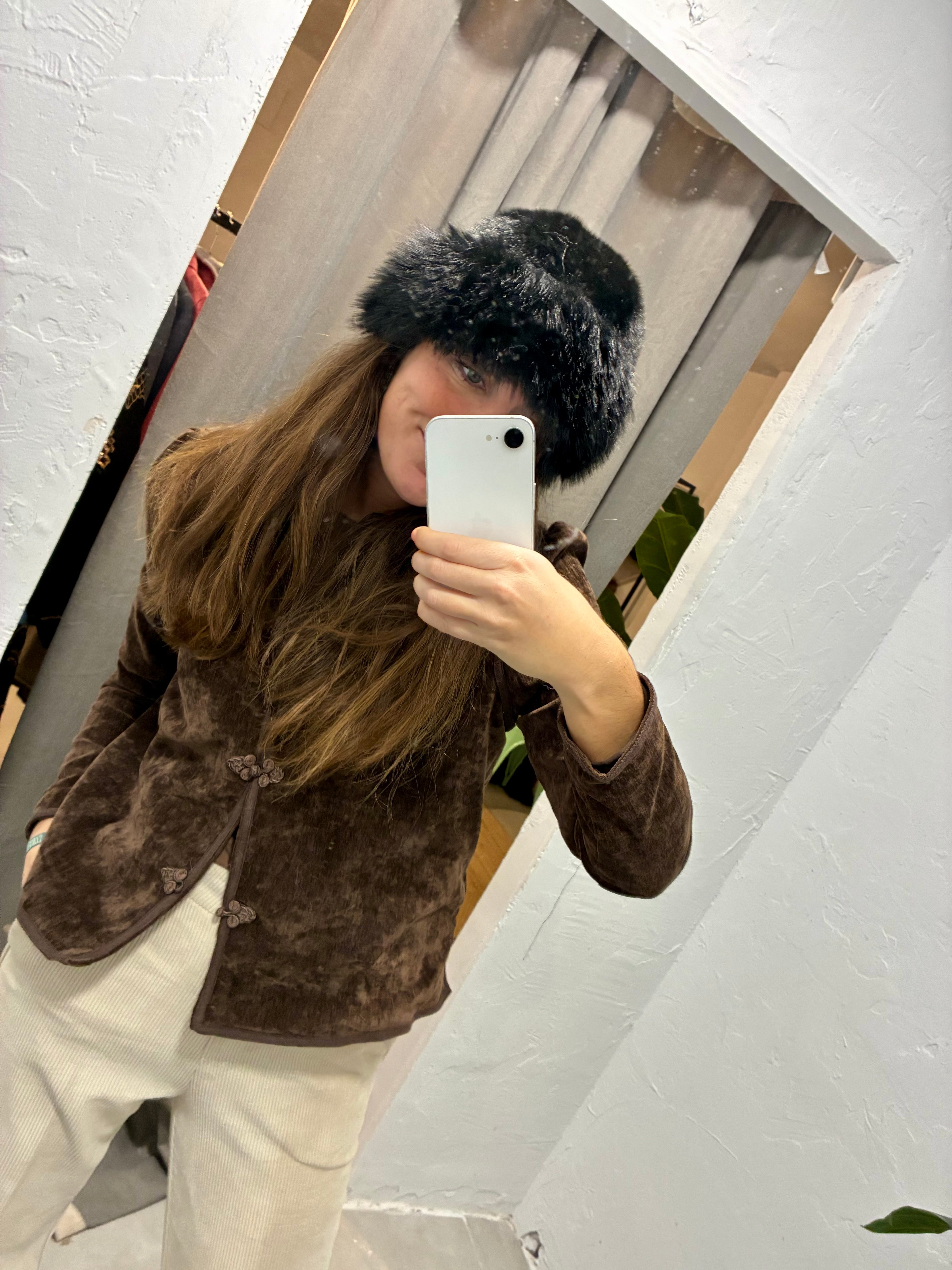 Gorro pelo color negro