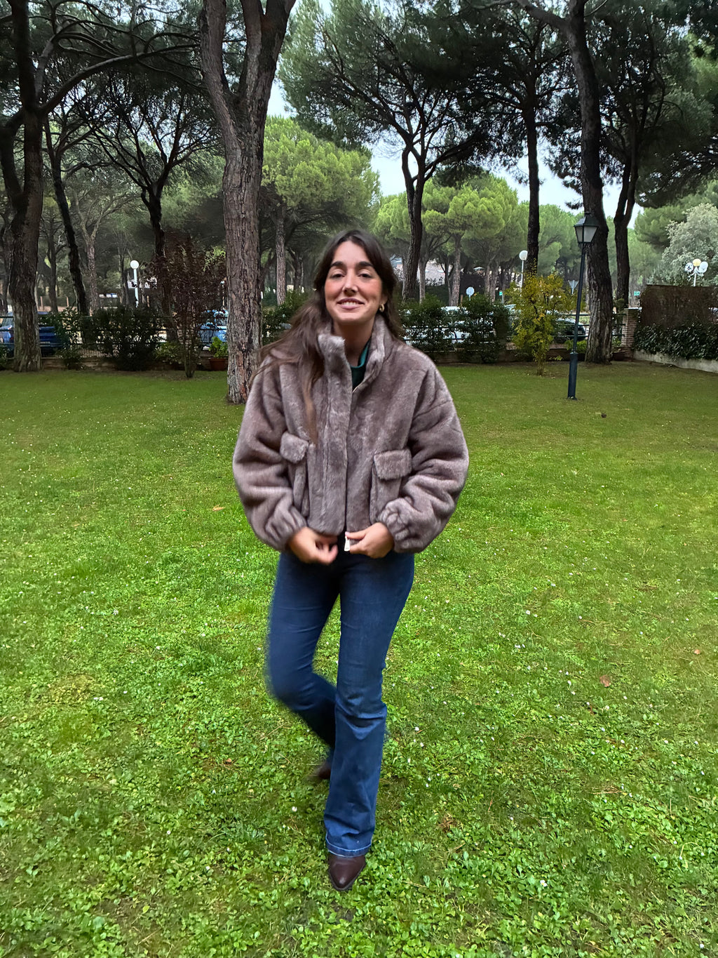 Chaqueta efecto visón gris